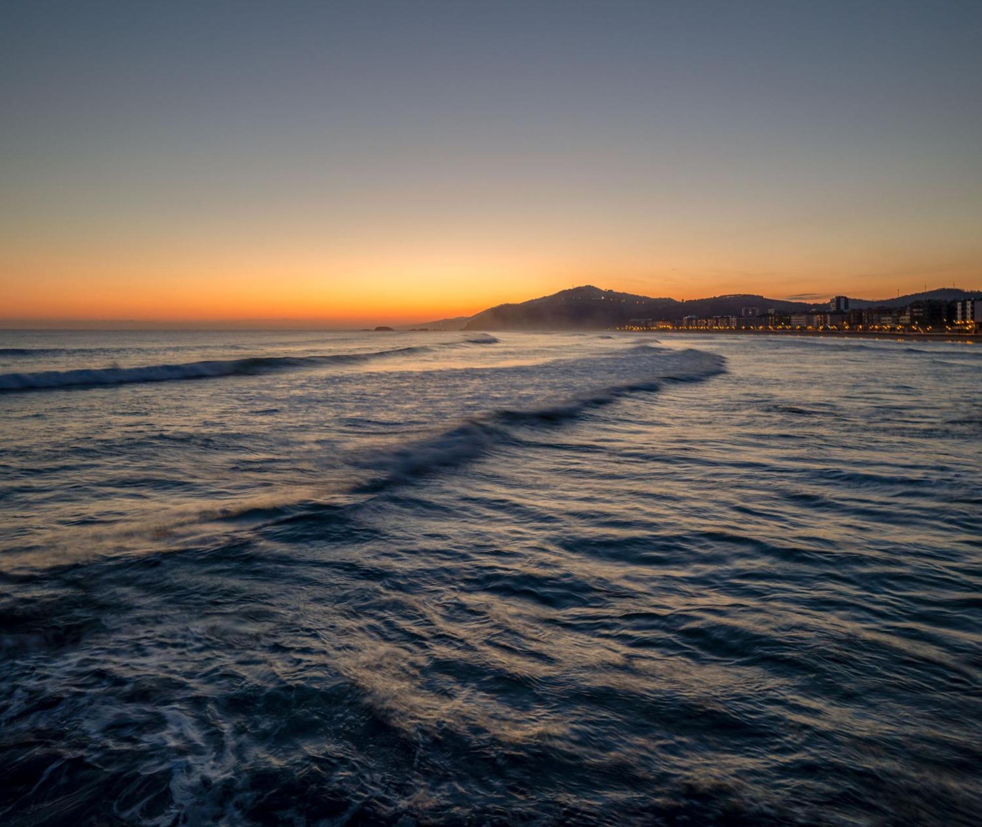 Hotel Ur Bare Zarautz Bagian luar foto