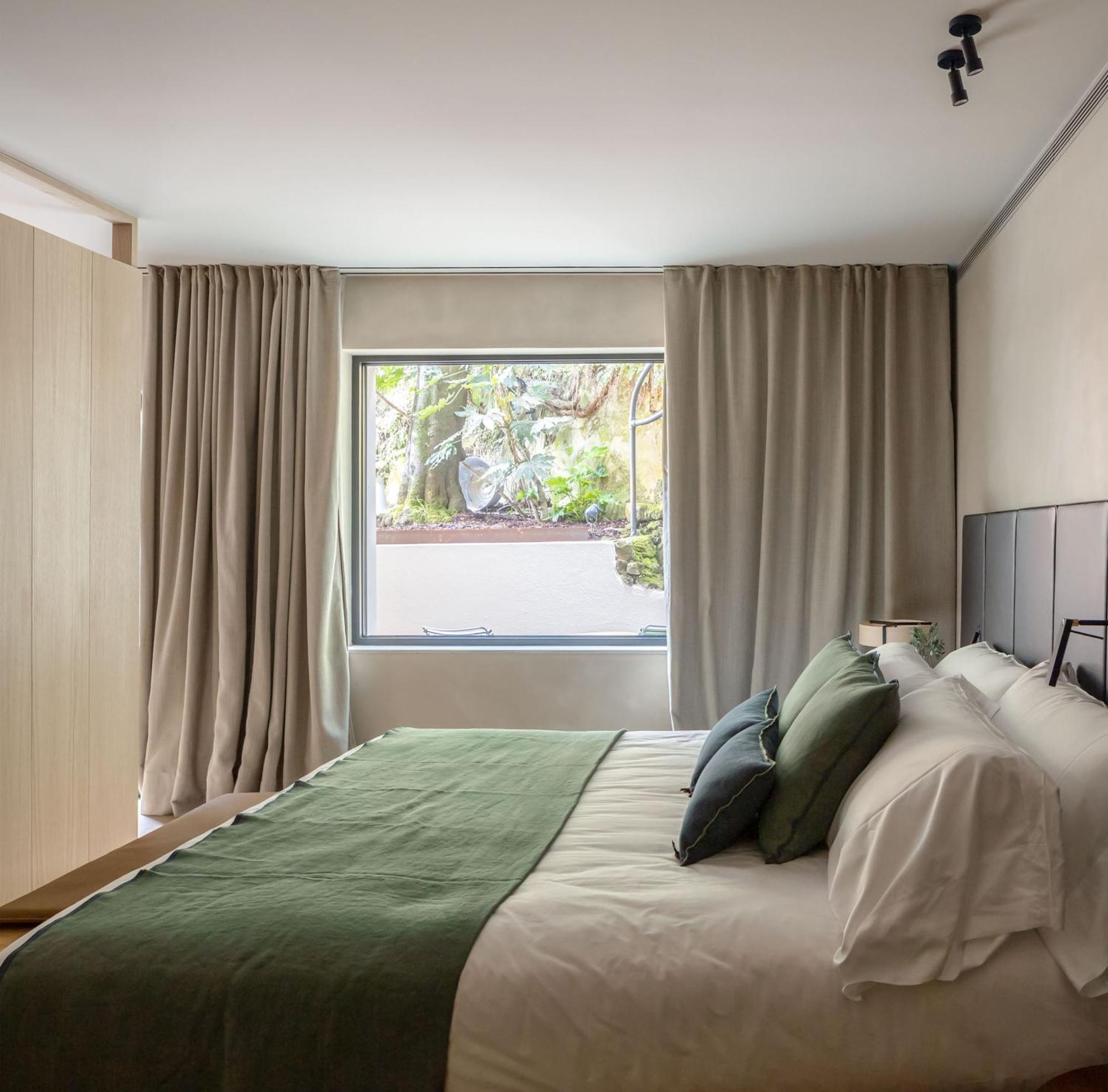 Hotel Ur Bare Zarautz Bagian luar foto